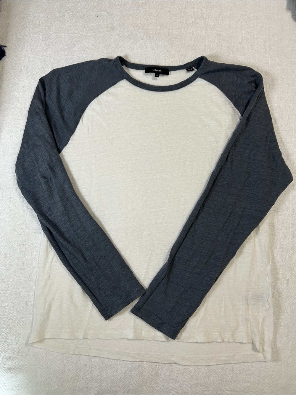 Vince Mens Linen White and Gray Raglan Long-Sleeve Tee